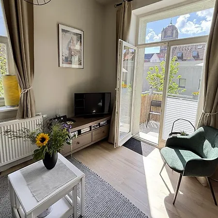 Truding